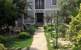 Ege Han Hotel
